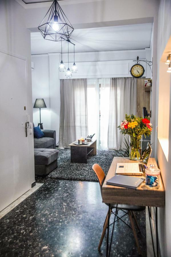 Luxury Apartment Near Acropolis! In The Heart Of Athens! 외부 사진